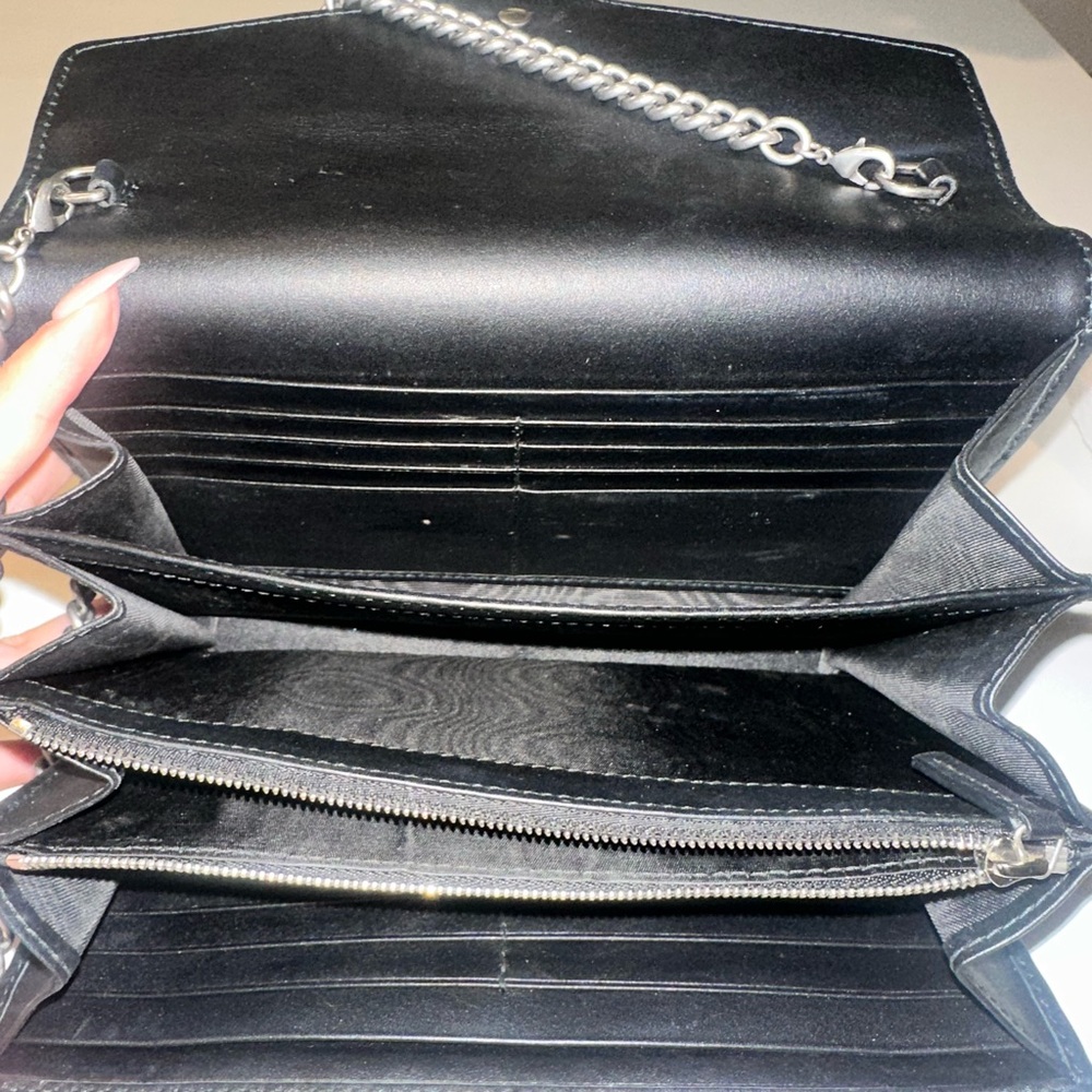 Gucci Black Velvet Dionysus Wallet on a Chain - Picture 4 of 4